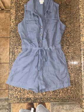 Nicole Miller New York Blue Sleeveless Button Front Utility Romper Size 8